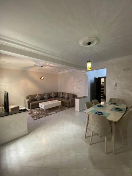 Appartement Au Centre-Ville De Tanger Nejma N°31 Dış mekan fotoğraf